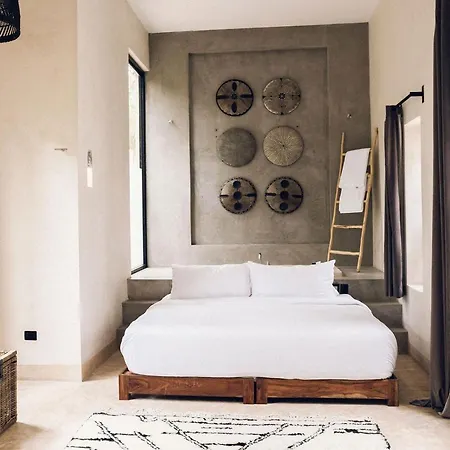 Moroccan Vacation Home For 16 Guests!